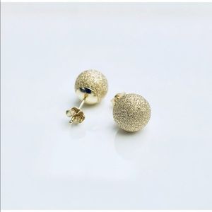 14K YELLOW GOLD SPARKLING BALL STUD EARRINGS